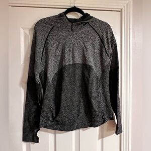 Fabletics Hooded Athletic Top - XL